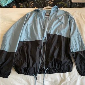 Women’s Columbia windbreaker